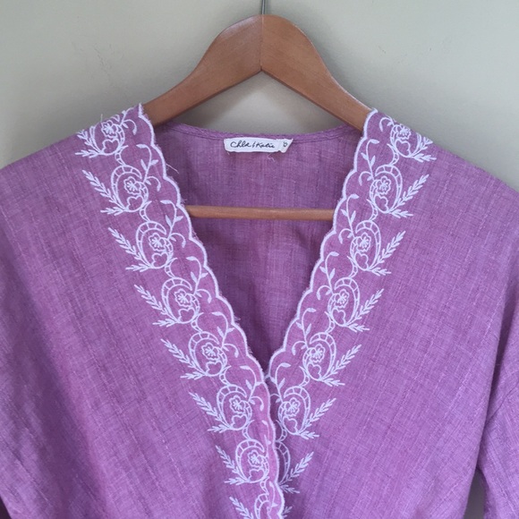 Lavender Color  Surplice Top Size XS - Picture 2 of 6